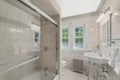 348 Doyle Avenue, Providence, RI 02906 - Photo 35