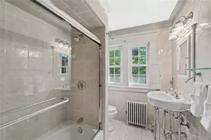 348 Doyle Ave, Providence, RI 02906 - Photo 35