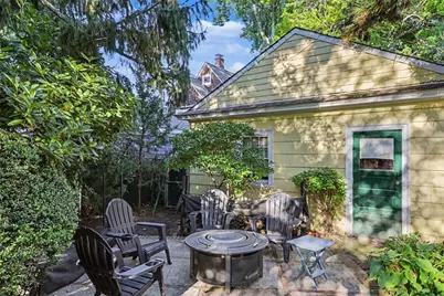 348 Doyle Avenue, Providence, RI 02906 - Photo 43