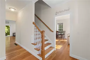 34 East Lantern Rd, Lincoln, RI 02865 - Photo 5