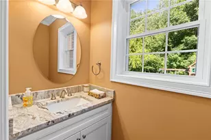 34 East Lantern Rd, Lincoln, RI 02865 - Photo 25