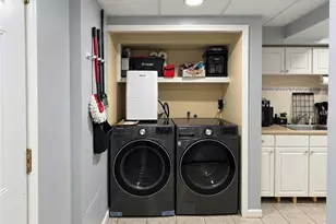 349 Blackstone St, Providence, RI 02907 - Photo 27