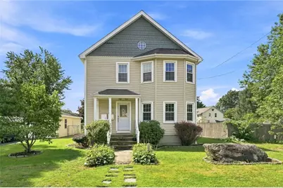 51 Pettaconsett Avenue, Warwick, RI 02888 - Photo 3