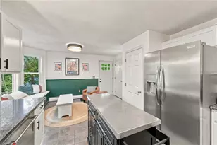 93 Pilgrim Ave, Coventry, RI 02816 - Photo 7