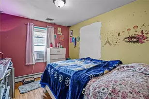 30 Touro St, Providence, RI 02904 - Photo 23