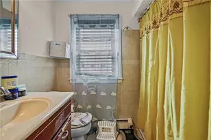 30 Touro St, Providence, RI 02904 - Photo 17