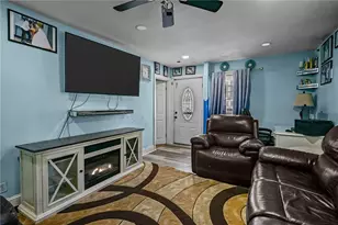 30 Touro St, Providence, RI 02904 - Photo 13