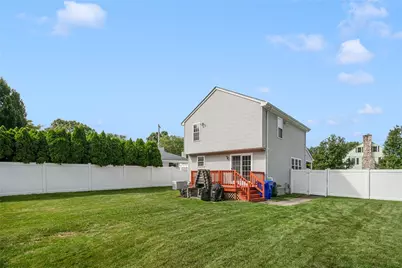 11 Brookdale Boulevard, Pawtucket, RI 02861 - Photo 33