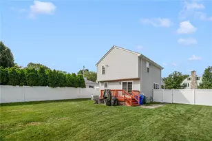 11 Brookdale Blvd, Pawtucket, RI 02861 - Photo 33