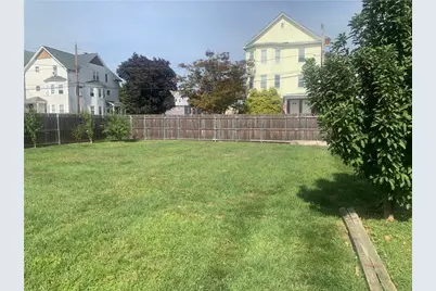 202 Brewster Street, Pawtucket, RI 02860 - Photo 9