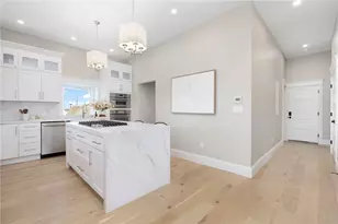 41 School St, Newport, RI 02840 - Photo 11