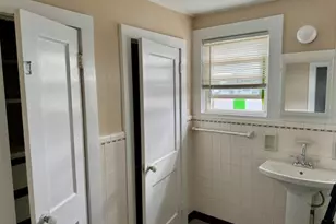 1075 Washington St, Attleboro, MA 02703 - Photo 5