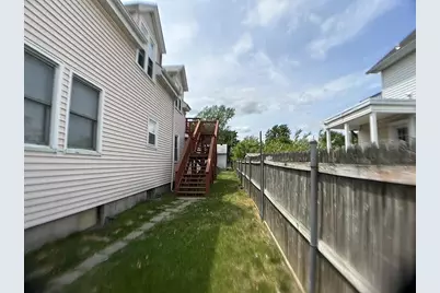 1075 Washington Street, Attleboro, MA 02703 - Photo 15