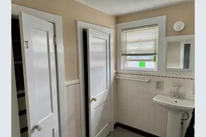 1075 Washington Street, Attleboro, MA 02703 - Photo 7