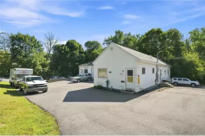168 Rockland Avenue, Woonsocket, RI 02895 - Photo 5