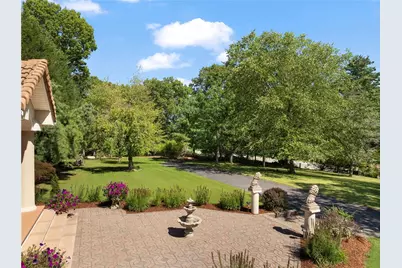 22 Brook View Drive, Scituate, RI 02831 - Photo 5