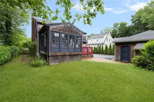 11 Coombs St, East Providence, RI 02916 - Photo 3