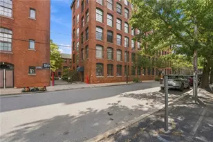 18 Imperial Pl, Providence, RI 02903 - Photo 3