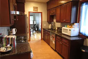 561 Hope St, Providence, RI 02906 - Photo 7
