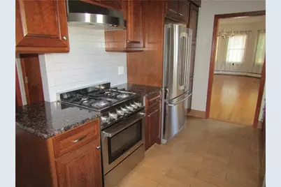 561 Hope Street #1, Providence, RI 02906 - Photo 3