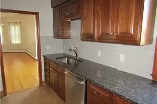 561 Hope St, Providence, RI 02906 - Photo 5