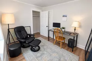 37 Lee Ave, Newport, RI 02840 - Photo 9