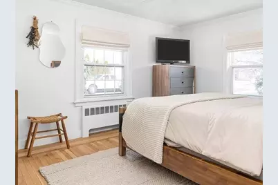 9 Loyola Terrace, Newport, RI 02840 - Photo 7