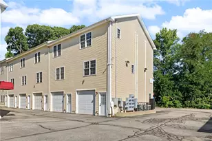 102 Dixon St, Providence, RI 02907 - Photo 5