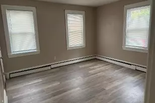 928 Branch Ave, Providence, RI 02904 - Photo 3