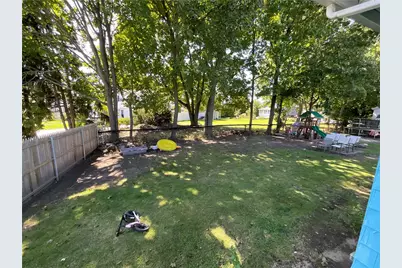 99 Phillips Avenue, Warwick, RI 02888 - Photo 5