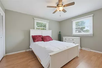 849 Roger Williams Avenue, East Providence, RI 02916 - Photo 29