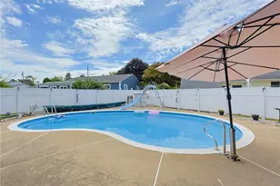 849 Roger Williams Ave, East Providence, RI 02916 - Photo 35