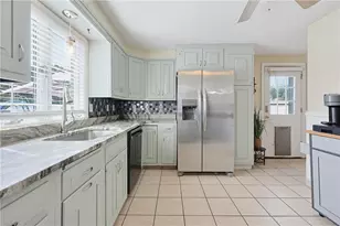 849 Roger Williams Ave, East Providence, RI 02916 - Photo 7