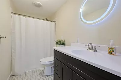 849 Roger Williams Avenue, East Providence, RI 02916 - Photo 19