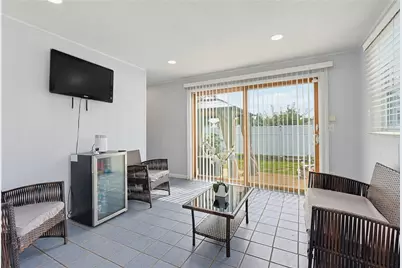 849 Roger Williams Avenue, East Providence, RI 02916 - Photo 23