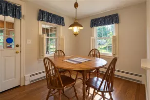 81 Park View Ave, Warwick, RI 02888 - Photo 9
