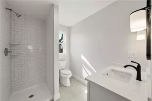 36 Evarts St, Newport, RI 02840 - Photo 13