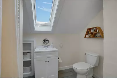 520 Middle Highway, Barrington, RI 02806 - Photo 23