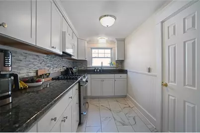 520 Middle Highway, Barrington, RI 02806 - Photo 13
