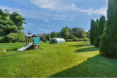 520 Middle Highway, Barrington, RI 02806 - Photo 43