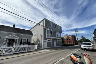 603 Thames St, Newport, RI 02840 - Photo 3