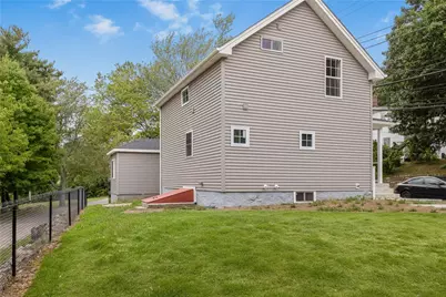 677 Cass Avenue, Woonsocket, RI 02895 - Photo 7