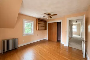 39 Illinois St, Central Falls, RI 02863 - Photo 9