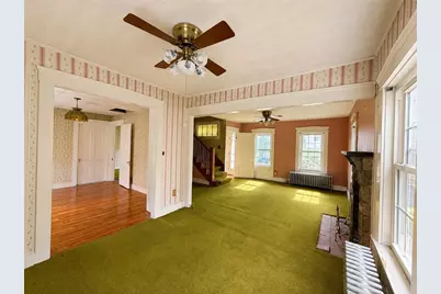 39 Illinois Street, Central Falls, RI 02863 - Photo 17