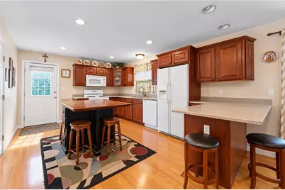 15 Metacomet Avenue, East Providence, RI 02916 - Photo 21