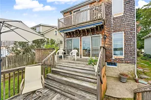 11 Riverview Dr, Barrington, RI 02806 - Photo 11