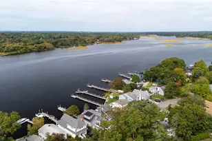 11 Riverview Dr, Barrington, RI 02806 - Photo 19