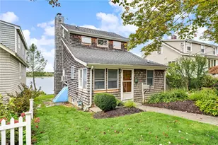 11 Riverview Dr, Barrington, RI 02806 - Photo 5