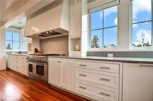 111 Avondale Rd, Westerly, RI 02891 - Photo 25