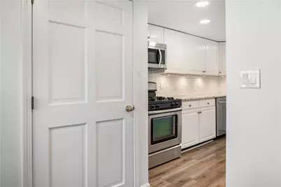 152 Crompton Avenue #5, East Greenwich, RI 02818 - Photo 9